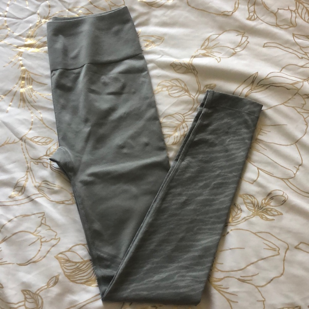 High waisted Fabletics leggings